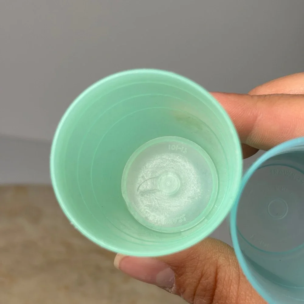 Tupperware Vintage Juice Tumblers 2oz‎ Blue Green Set of 2 Pastel Small